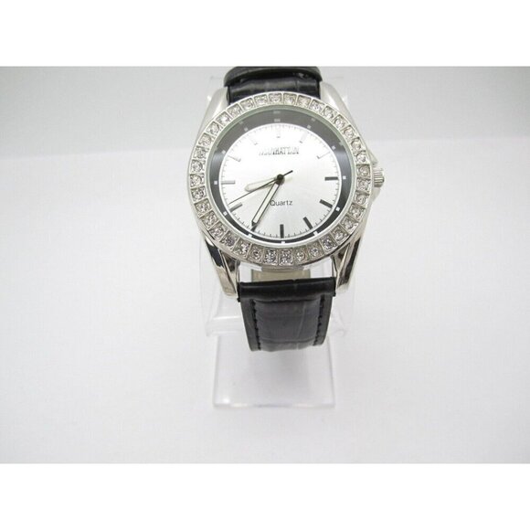 Women Manhattan by Croton Quartz Analog 39mm Round Watch (G732) "New Battery" - Picture 5 of 10